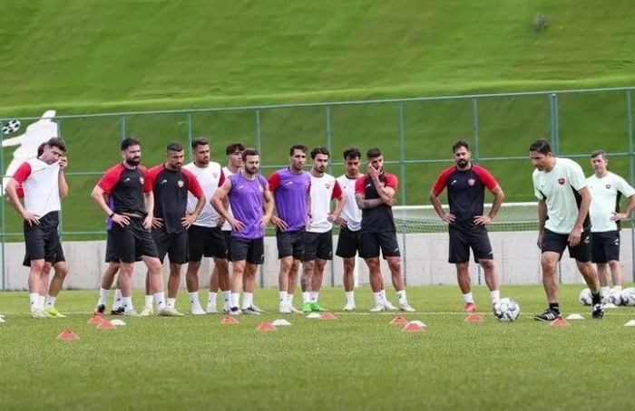 خرید مهاجم خارجی برای پرسپولیس قطعی شد