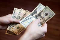 فاز جدید بازار ارز؛ چرا بازار سرمایه هنوز دست به عصا است؟