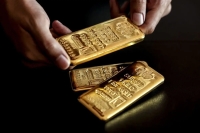 طلای جهانی به ایستگاه انتظار رسید
