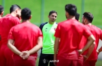 درویش توپ را در زمین هاشمیان انداخت