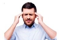 شایع‌ترین سردردها بین ایرانی‌ها؛ سردرد ناشی از عطسه خطرناک است؟