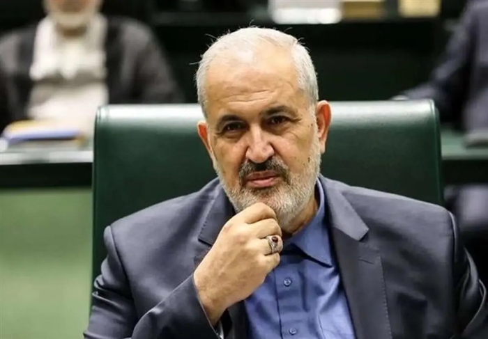 وزیر نیرو بر لبه تیغ؛ نمایندگان طرح استیضاح علی آبادی را کلید زدند