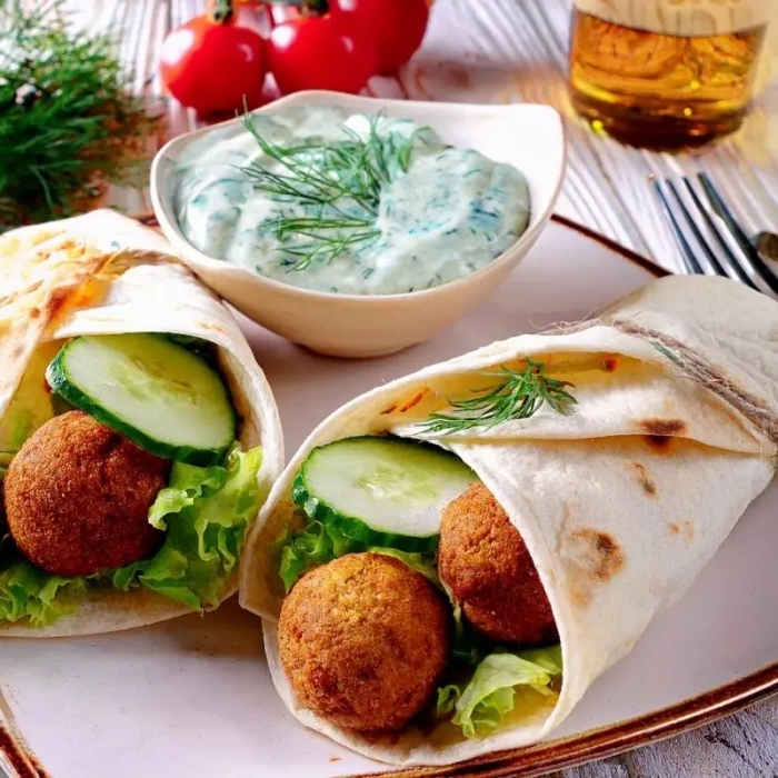 با چفیه، وارد فلافلی جیمی نشوید!