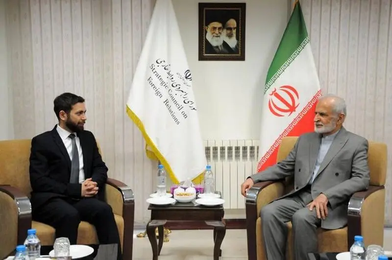 دیدار گوستانیان با خرازی