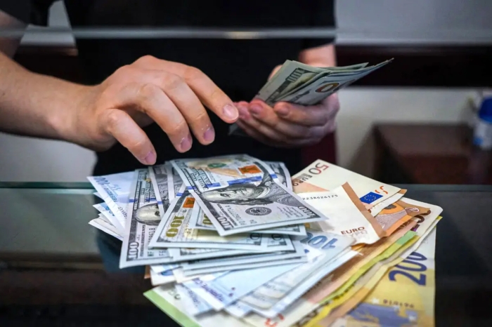 دو سناریو جدید برای قیمت دلار در بازار آزاد