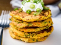 طرز تهیه پنکیک سبزیجات؛ میان‌وعده خوشمزه و مقوی برای کودکان