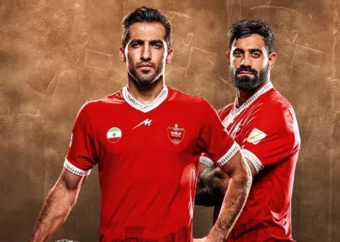 تصویر وحید در کیت جدید پرسپولیس؛ خبری در راه است؟!