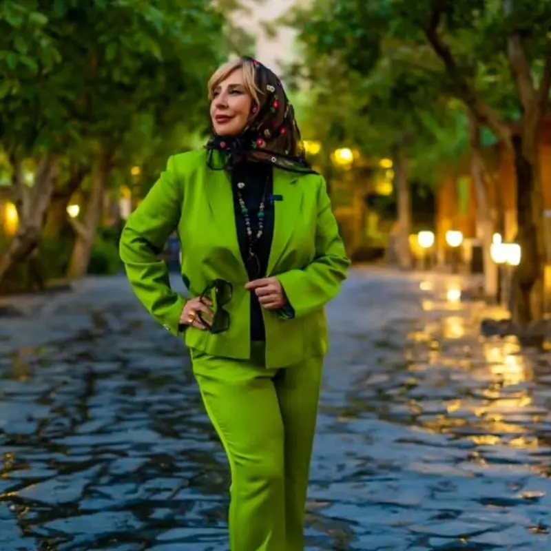 مرجانه گلچین