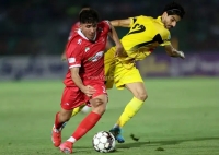 شب سخت مدافع جوان پرسپولیس مقابل فجرسپاسی