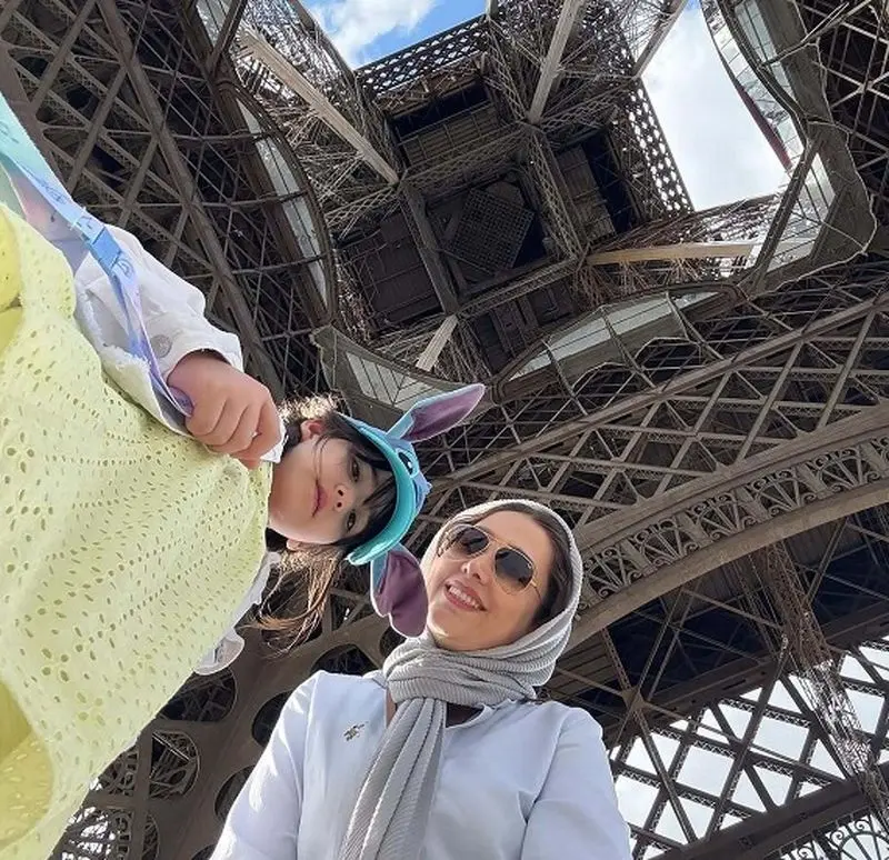 سارا روستاپور