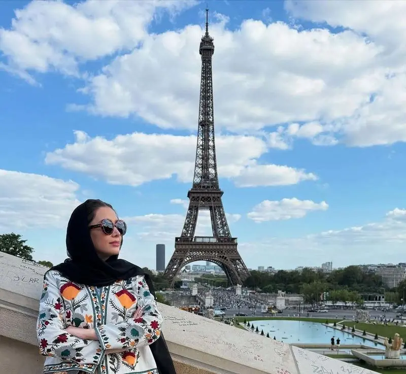 سارا روستاپور