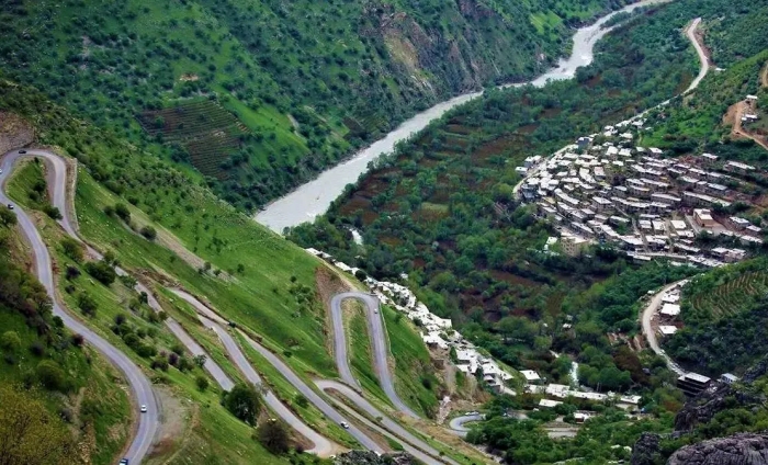 5 جاده دل‌انگیز اطراف تهران برای ماشین گردی