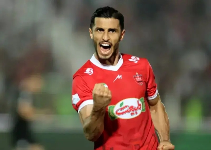 آقای گل پرسپولیسی‌ها دست از سر سپاهان بر نمی‌دارد
