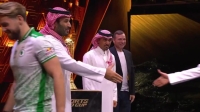 محمد بن سلمان جام قهرمانی بازی‌های الکترونیکی 2025 را اهدا کرد