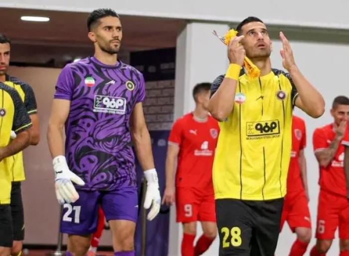 رکورد منفی دروازه‌بان سپاهان مقابل پرسپولیس