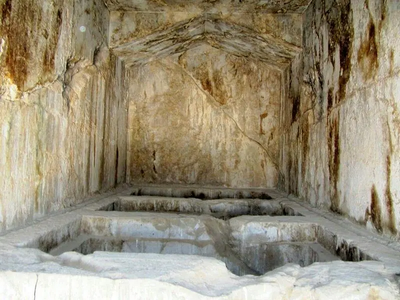 مقبره داریوش
