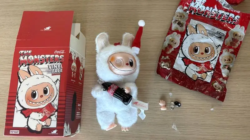 Fake Labubu doll (2)