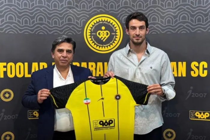 مصاحبه گولسیانی پرسپولیسی‌ها را ناراحت کرد: «در سپاهان برای قهرمانی می‌جنگیم»