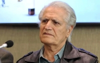 در سوگ احمد پژمان که در کالیفرنیا درگذشت