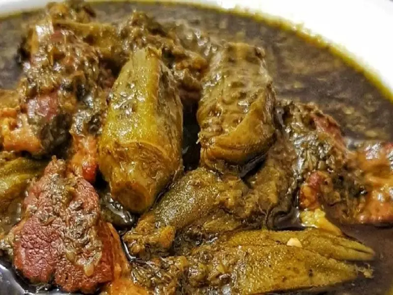 خورش بامیه با سبزی