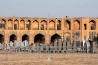 برگزاری کنسرت در بستر زاینده رود / «جانش بگرفتند و به‌جای شیون پایکوبی کردند!»