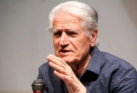 آیا پیکر استاد احمد پژمان به زادگاهش لار بازمی‌گردد؟