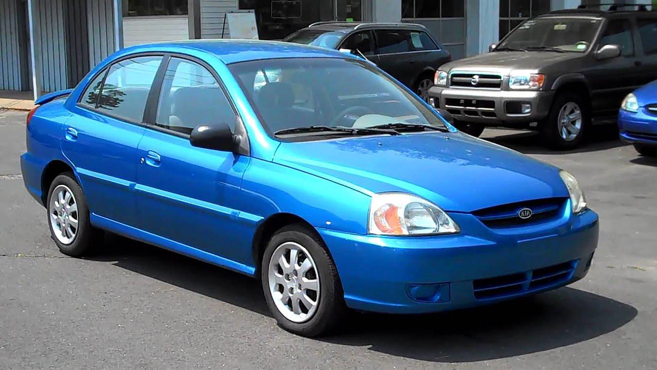 Kia Rio, Baujahr 2004. Das offizielle Auto von? : r/regularcarreviews