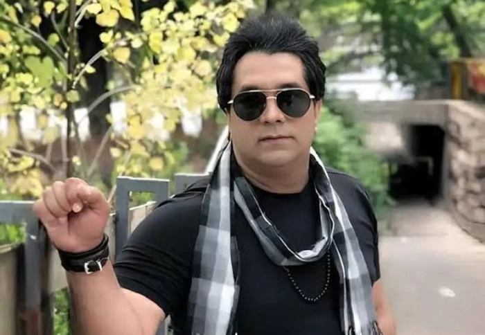 سکته قلبی امید جهان/ آخرین خبرها از وضعیت سلامتی این خواننده