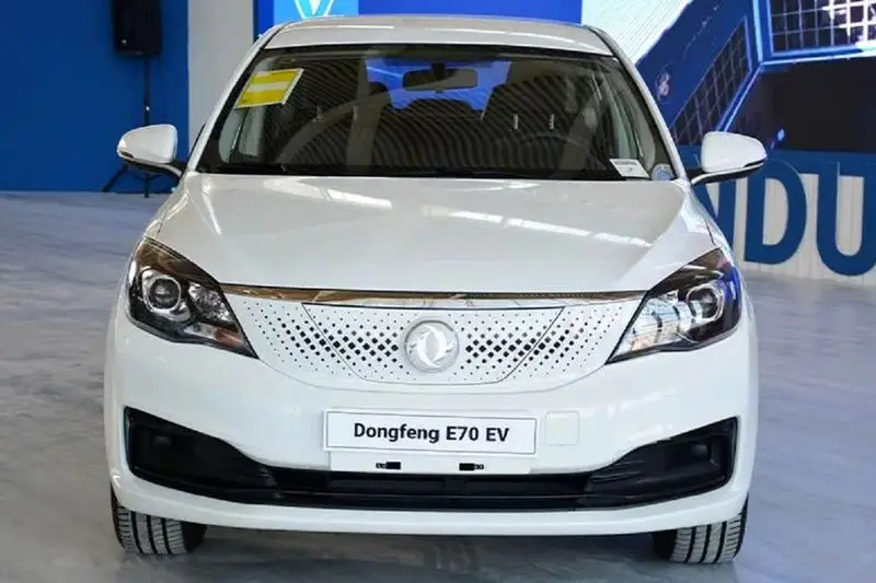 دانگ فنگ e70 نمای روبرو