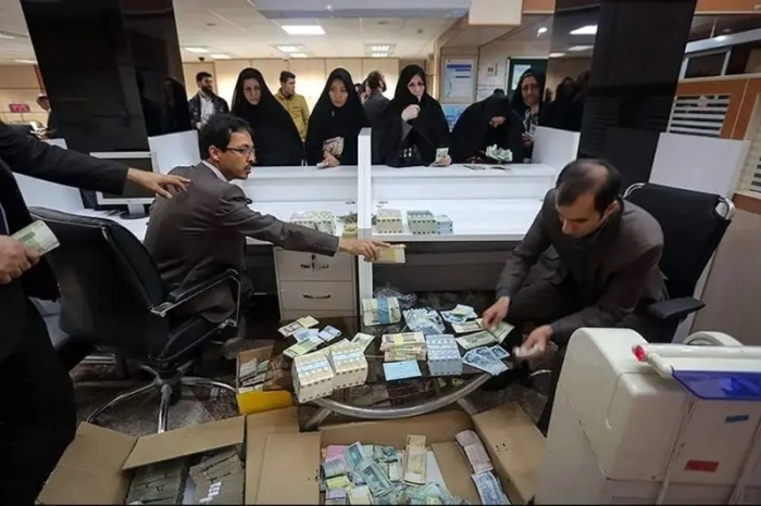 وام اعتبار ملی؛ تسهیلات 700 میلیونی به درد چه کسی می‌خورد؟