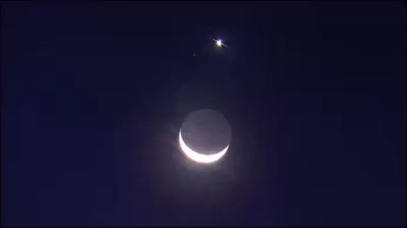 آسمان اکتبر 
