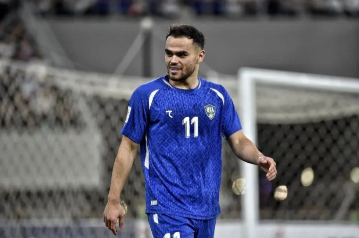 ستاره پرسپولیس مقابل اروگوئه نیمکت‌نشین شد