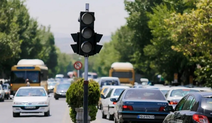 هشدار پلیس به رانندگان؛ خودروهای دارای با این چراغ‌ها توقیف می‌شوند