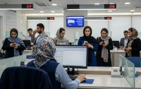 ماجرای انحلال بانک آینده؛ سرنوشت علی انصاری و پروژه ایران مال چه می‌شود؟