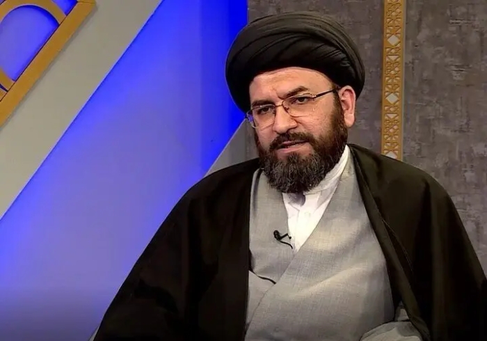 امام جمعه زنجان: دشمن به اسم آزادی، عفت زن مسلمان را نشانه گرفته است
