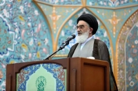امام جمعه قم: در موضوع عفاف و حجاب باید با صلابت در برابر یاوه‌گویان ایستاد