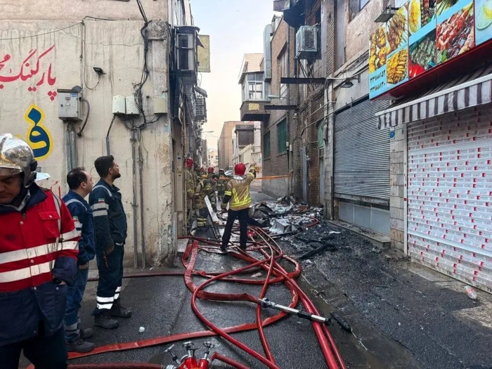 آتش سوزی در منزل مسکونی در ورامین؛ 10 نفر مصدوم شدند