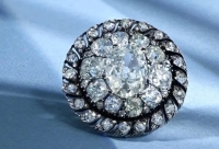 جواهر «ناپلئون» حراج می‌شود