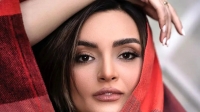 استایل پاییزی نیلوفر پارسا بازیگر سریال آوای باران