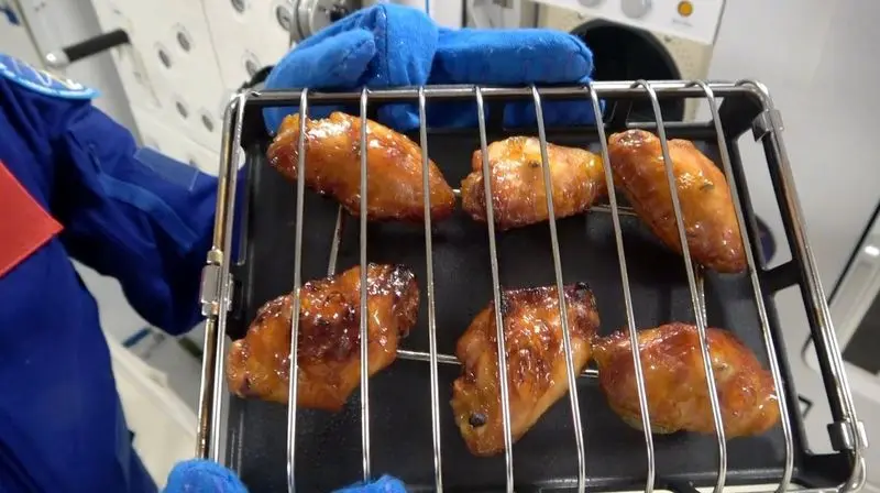 فضانورد چینی