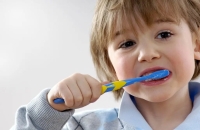 آیا پول و رفاه والدین جلوی خرابی دندان کودکان را می گیرد؟