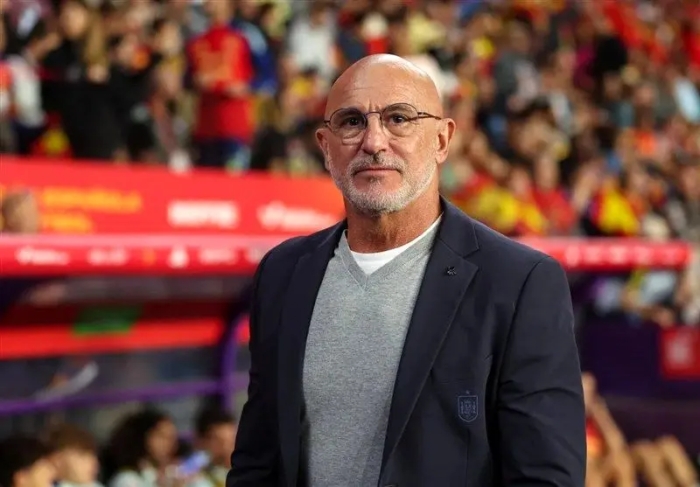 واکنش سرمربی اسپانیا از تصمیم عجیب یامال