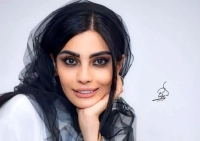 قاب خانوادگی صحرا اسداللهی/ تنها ترین فرد روی زمین ام!