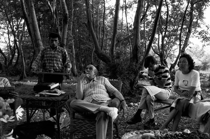 (تصاویر) کمپین انتخاباتی امیرعباس هویدا