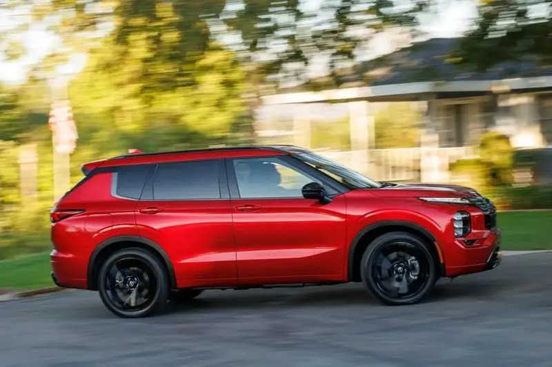 نیسان روگ پلاگین هیبریدی