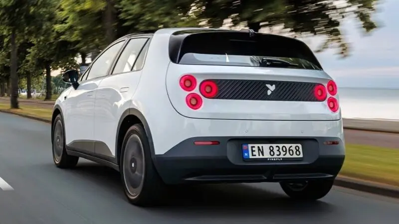 فایرفلای یی وی