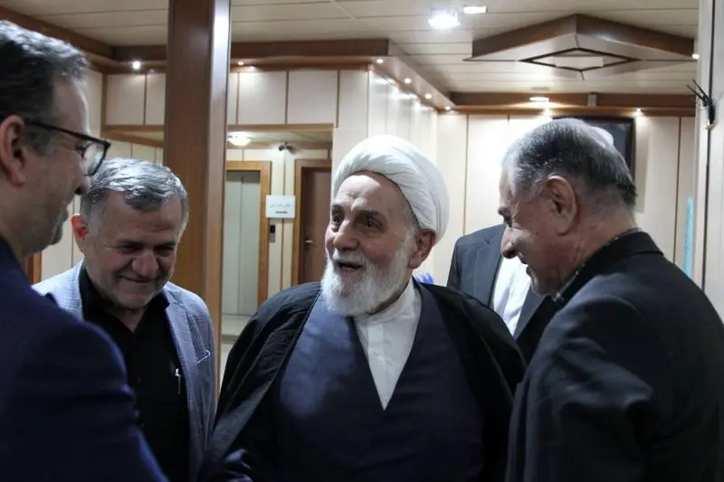 حسین شریعتمداری میرسلیم ناطق نوری