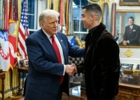 تصویر؛ توضیح ترامپ به کریستیانو رونالدو از بمباران مراکز هسته‌ای ایران