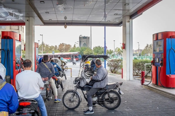 آغاز عرضه رسمی بنزین سوپر