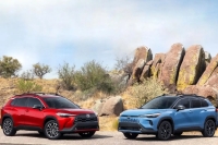 فرق تویوتا کرولا کراس و تویوتا فرانتلندر هیبرید چیست؟